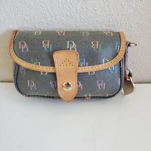 Dooney & Bourke Flap Wristlet Signature Pr…